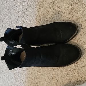 Size 11,.black booties, suede